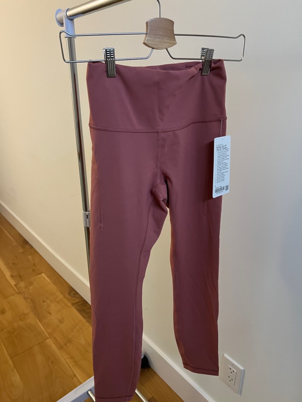 NWT Lululemon High-Waist Wundertrain HR Leggings - Dusty Pink